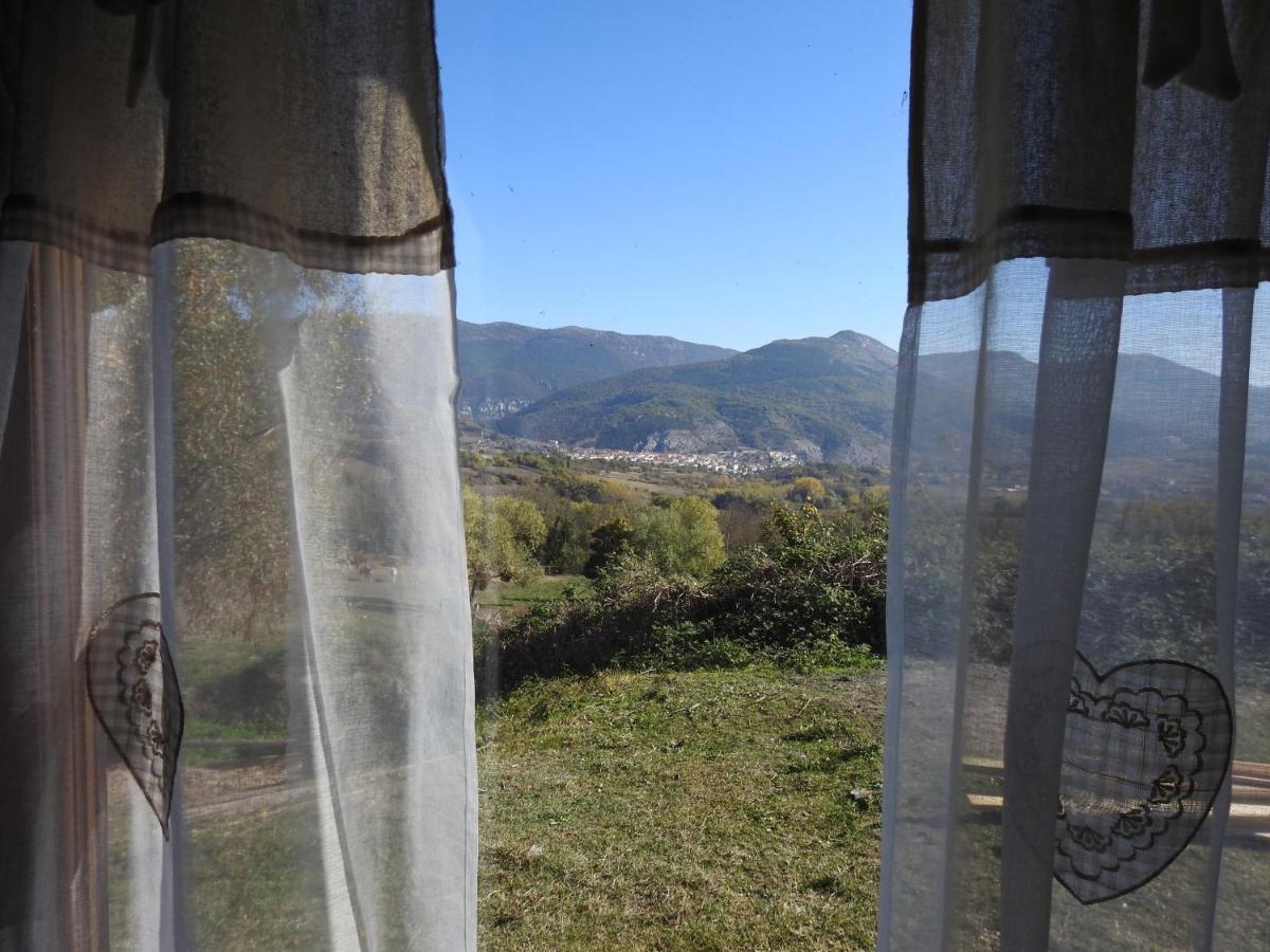 Villa Il Vecchio Olmo Gagliano Aterno Esterno foto
