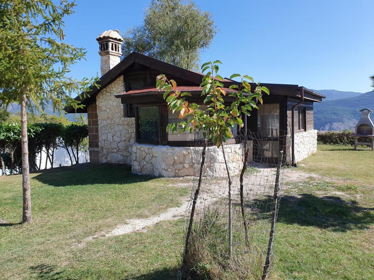 Villa Il Vecchio Olmo Gagliano Aterno Esterno foto