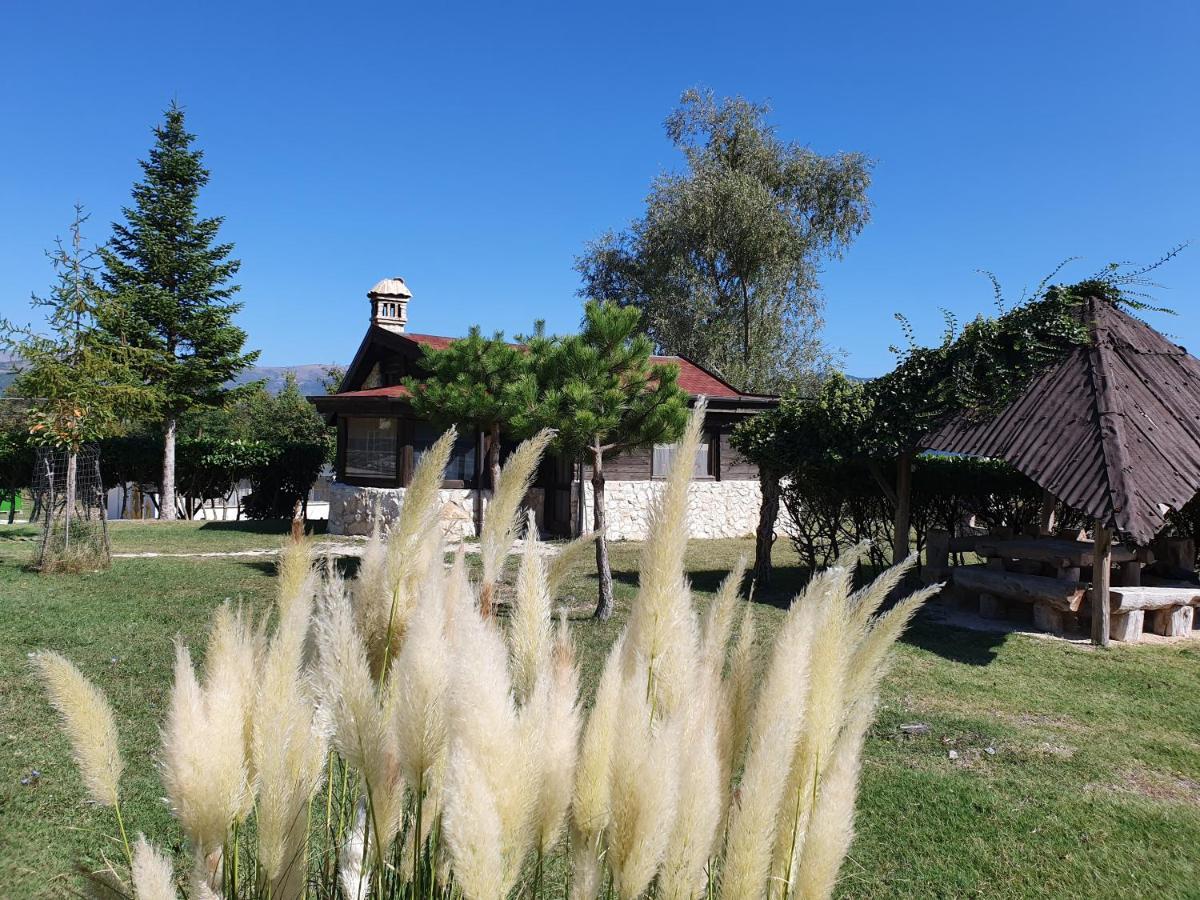 Villa Il Vecchio Olmo Gagliano Aterno Esterno foto
